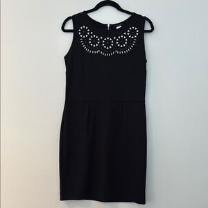 Black Sleeveless Dress